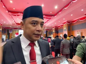 Di Awal Tahun, Wali Kota Surabaya Lakukan Penyegaran Lewat Rotasi Jabatan
