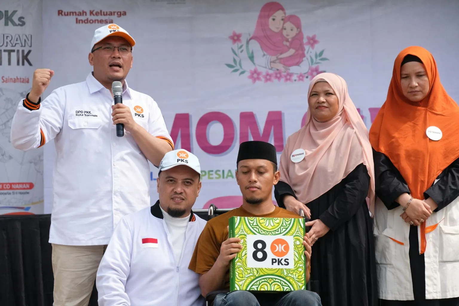 PKS Surabaya, Dari Politik Wacana ke Aksi Nyata untuk Warga Rentan