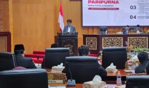 DPRD Surabaya