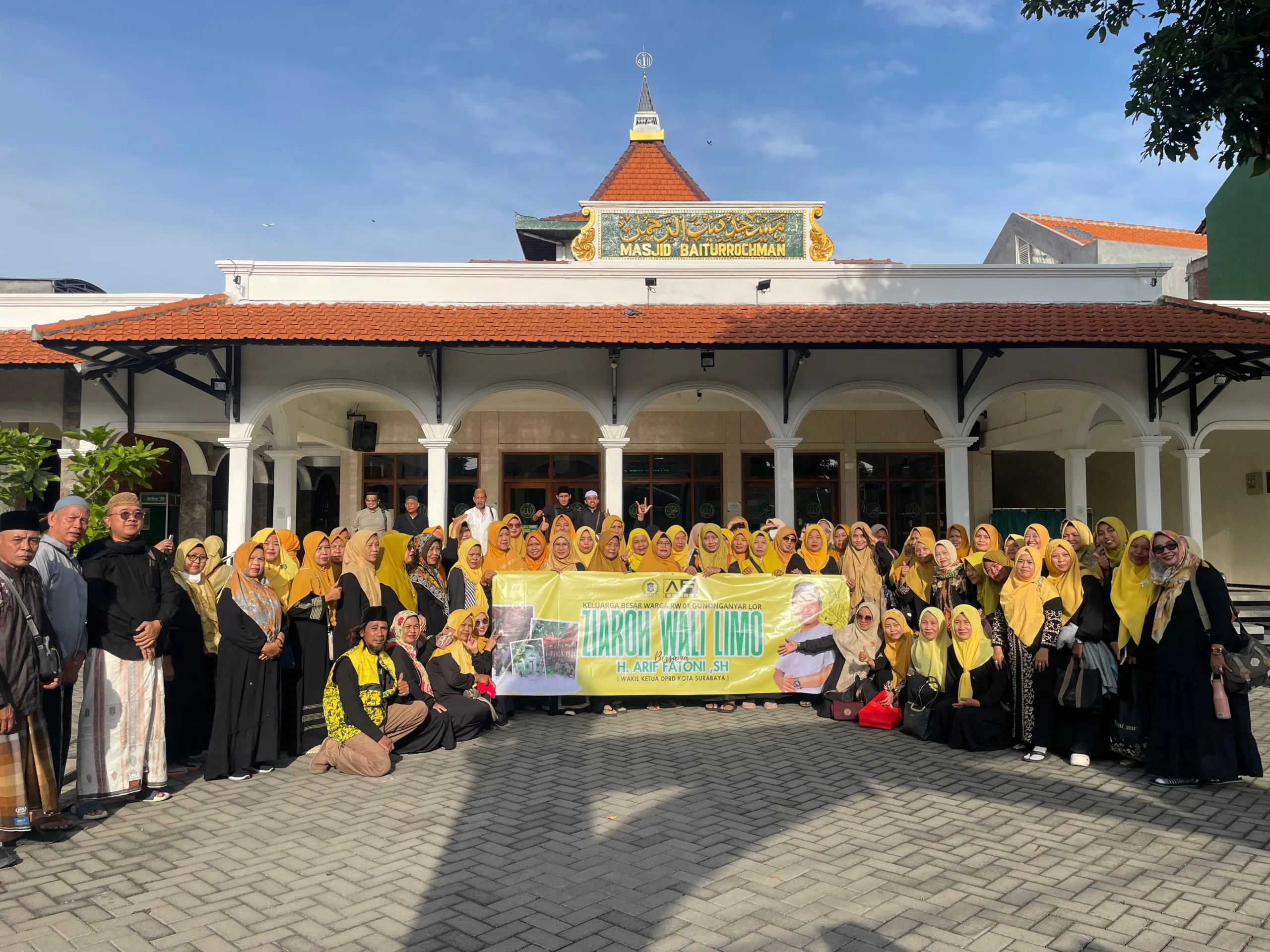 Gununganyar Lor Surabaya