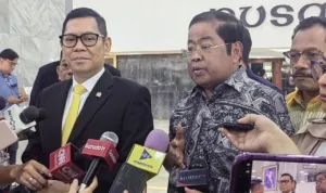 Komisi III DPR RI , Hakim MK, Adies ,Inosentius