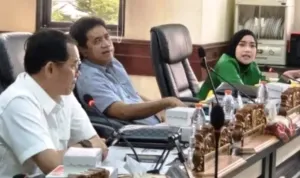 DPRD Surabaya