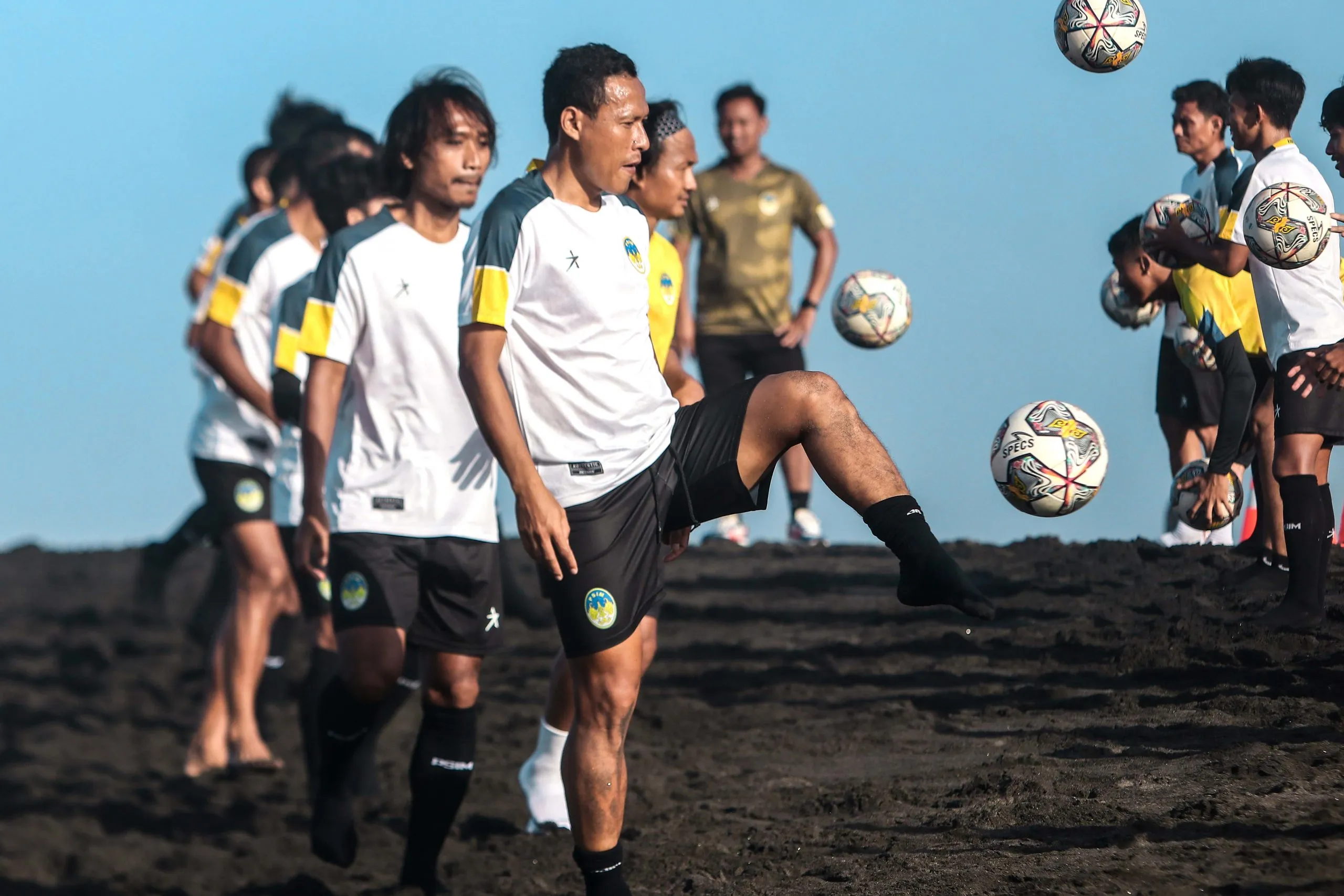 Persiapan PSIM Yogyakarta Menghadapi Laga Penting dengan Tantangan Cedera Pemain