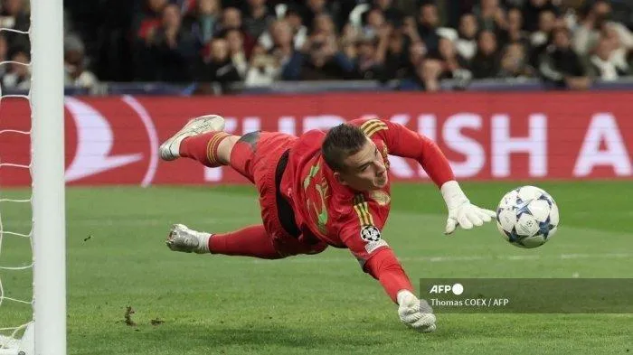Anatoliy Trubin Bobol Madrid: Kiper yang Bisa Cetak Gol di Liga Champions, dari Dulu Hingga Kini