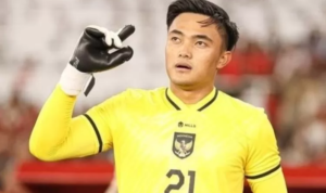 Penjaga gawang Timnas Indonesia Ernando Ari Sutaryadi 18664475