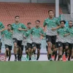 Persebaya-Surabaya-menjalani-latihan-sebelum-melawan-RANS-Nusantara.jpg Persebaya Surabaya, Bernardo Tavares