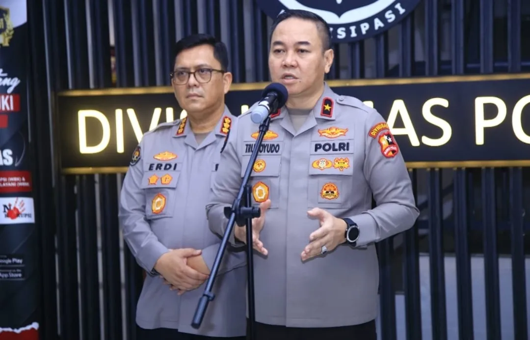 Komitmen Dukung Pemulihan Pascabencana Sumatra, Polri Targetkan Bangun 569 Sumur Bor, 249 Titik Telah Terealisasi 1 Komitmen Dukung Pemulihan Pascabencana Sumatra, Polri Targetkan Bangun 569 Sumur Bor, 249 Titik Telah Terealisasi