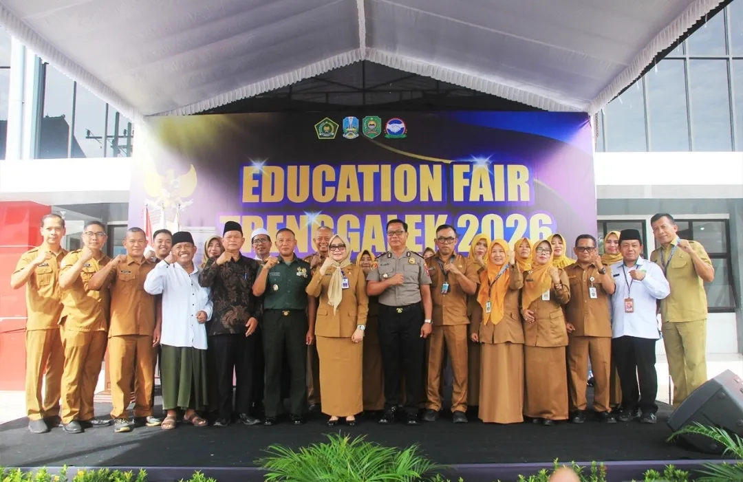 Kodim 0806/Trenggalek Dukung Pendidikan Nasional lewat Stand Edukasi di Education Fair 2026 1 Kodim 0806/Trenggalek Dukung Pendidikan Nasional lewat Stand Edukasi di Education Fair 2026