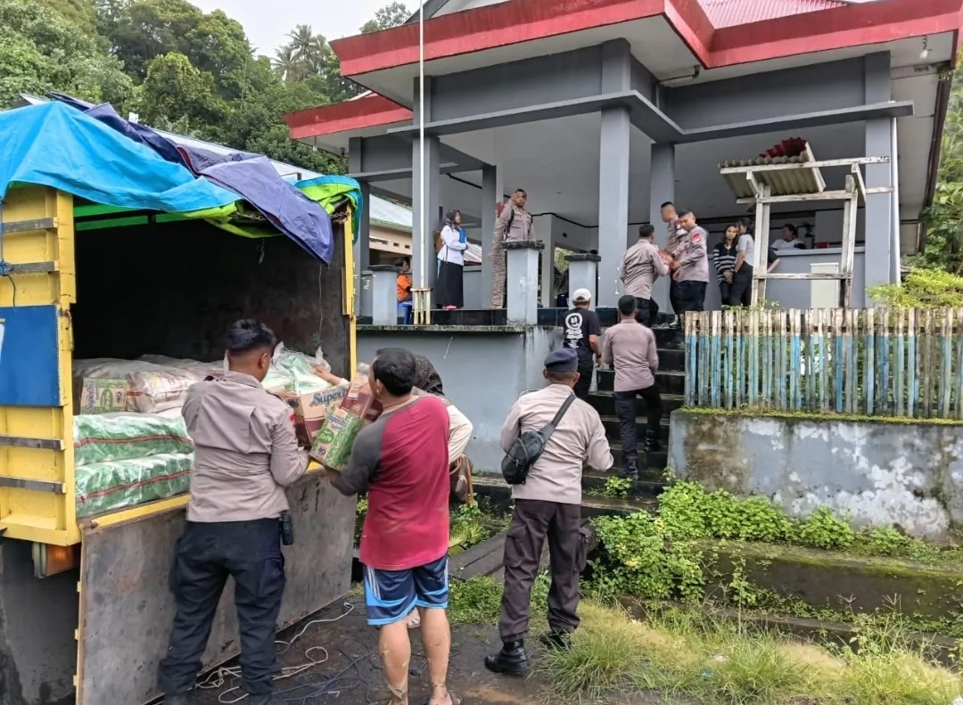 Tiga Kabupaten Terdampak Hidrometeorologi, Polri Bergerak Cepat Lakukan Penyelamatan dan Pemenuhan Kebutuhan Pengungsi