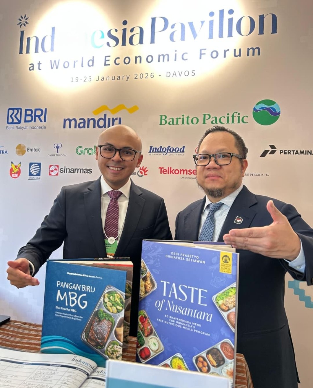 Buku “Rasa Bhayangkara Nusantara” Versi Bahasa Inggris Hadir di WEF Swiss 2026, Perkuat Diplomasi Presiden