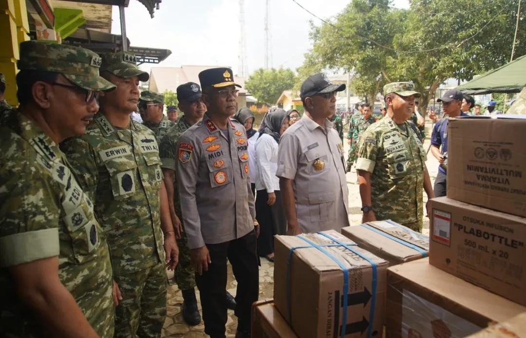 Sinergi TNI-Polri: Wakil Panglima TNI dan Gubernur Akpol Tinjau Pemulihan Pascabanjir di Aceh Tamiang