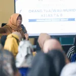 Sosialisasi Penggunaan Gawai Sehat SMPN 44 2