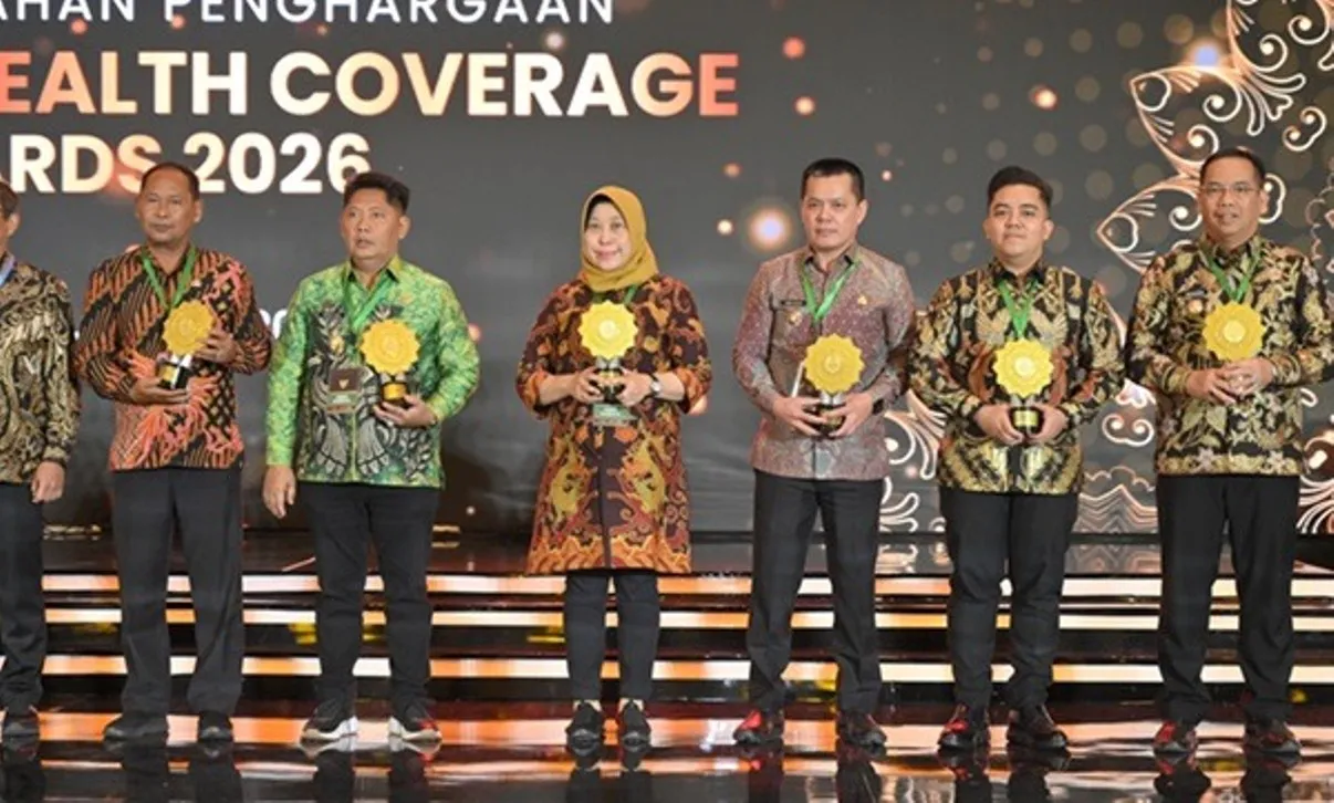 Komitmen Layanan Kesehatan Warga Diapresiasi, Surabaya Sabet UHC Awards 2026 Kategori Madya