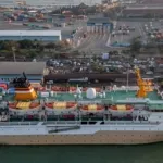antarafoto-wisatawan-yang-terjebak-di-kepulauan-karimunjawa-tiba-di-semarang-281222-ast-1.jpg antarafoto wisatawan yang terjebak di kepulauan karimunjawa tiba di semarang 281222 ast 1
