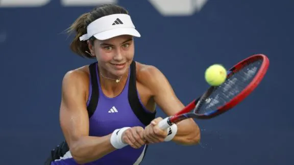 Iva Jovic: Bintang Muda yang Menggebrak Dunia Tenis, Bertemu Aryna Sabalenka di Perempat Final 1 Iva Jovic, Aryna Sabalenka ,Perempat Final