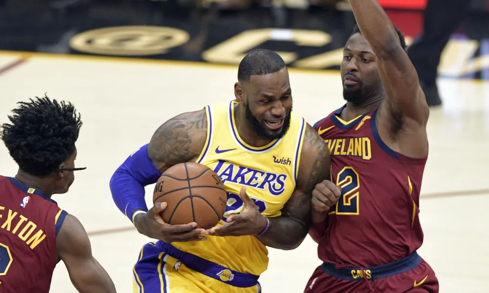 LeBron James ke Cleveland, Lakers vs Cavaliers