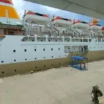 kapal pelni di kaltim siap berlayar