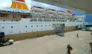 kapal-pelni-di-kaltim-siap-berlayar.jpg kapal pelni di kaltim siap berlayar