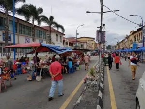 Strategi Pemprov Jatim untuk Menjaga Stabilitas Harga Bahan Pokok, Siapkan Ratusan Pasar Murah 2026