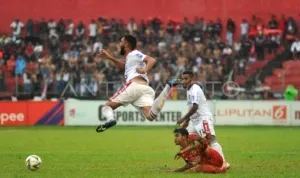 semen-padang-dikalahkan-bali-united-n7hs-dom.jpg Semen Padang FC