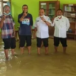 Banjir Bengawan Solo, Sekolah di Lamongan