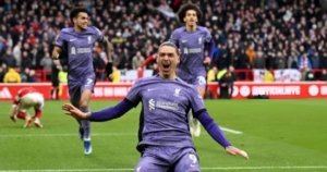 Liverpool Mengalahkan Nottingham Forest dengan Gol Dramatis di Injury Time