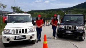 Mobil Pikap dari India, Industri Nasional, DPR