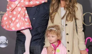 Eric Dane dengan Rebecca Gayheart Eric Dane dengan Rebecca Gayheart