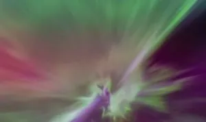 EvgqjLgzo8S3CYzFRULKxe-320-80.jpg Aurora Borealis, Fenomena Langit Utara