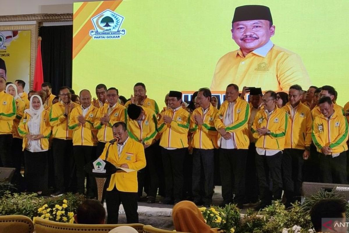 Pelantikan Pengurus Golkar Jawa Timur: Konsolidasi Internal dan Kedekatan dengan Rakyat 1 Pelantikan Pengurus Golkar Jawa Timur: Konsolidasi Internal dan Kedekatan dengan Rakyat