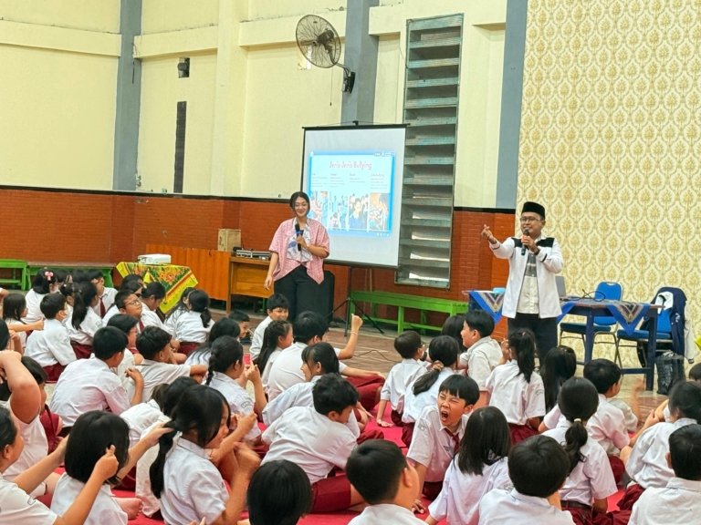 Program DASH di 1.213 Sekolah Surabaya Cegah Kenakalan Remaja hingga Bullying