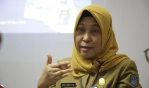 Kepala Dinkes Surabaya Nanik Sukristina 1