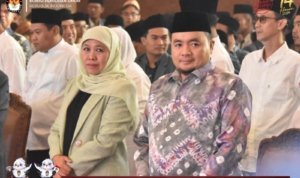Khofifah Indar Parawansa dengan Anggota KPU RI menghadiri Konferensi Besar dan Rapat Kerja Nasional Ikatan Pelajar Nahdlatul Ulama IPNU di Pasuruan 1