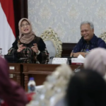 Pemkot Surabaya Raih Penghargaan PIMTI Awards 2025