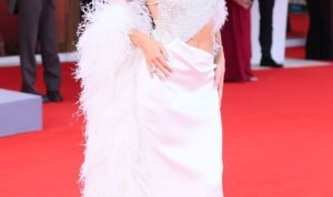 Rosie Huntington-Whiteley Summer Ball Vogue Australia 2026
