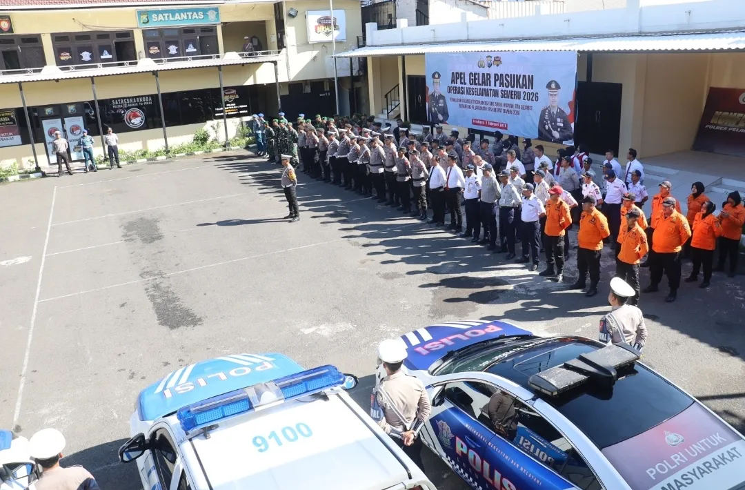Polres Pelabuhan Tanjung Perak Gelar Apel Ops Keselamatan Semeru 2026