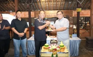 Polres Tulungagung Gelar Piramida Peringati Hari Pers Nasional 2026