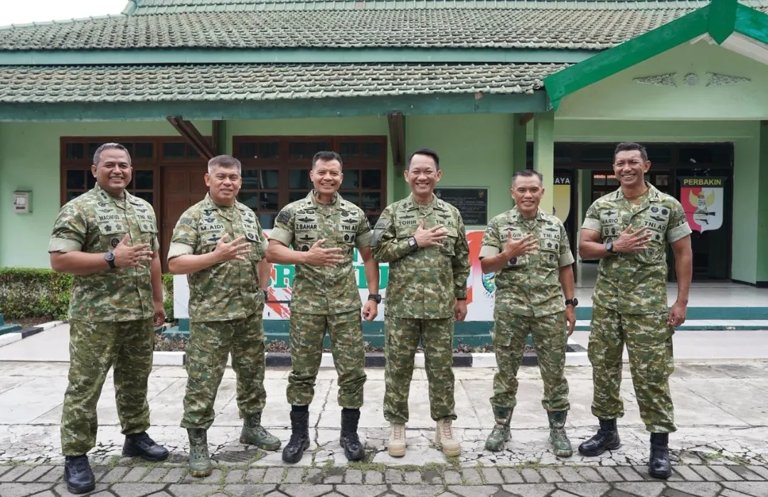 Kasdam V/Brawijaya Pimpin Monitoring Latihan Menembak Eksekutif Bersama Seskoau Perkuat Sinergi TN