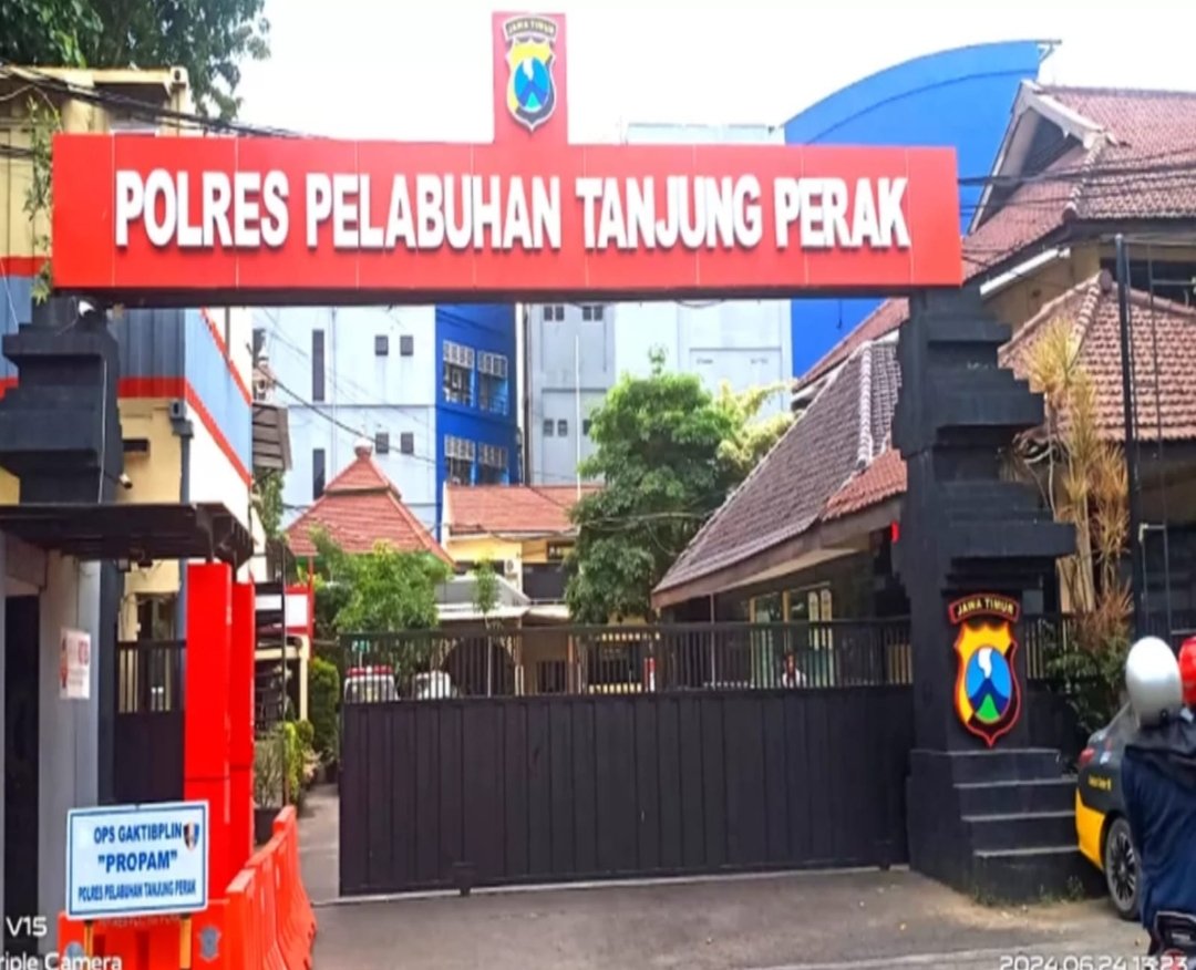 “Wartawan Geram, Informasi Humas Polres Pelabuhan Tanjung Perak Dinilai Tak Transparan”