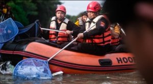 Gerakan Nasional ASRI: Polrestabes Surabaya Bersihkan Kawasan Jembatan Merah