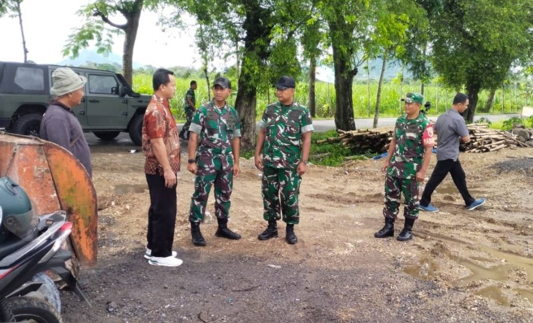 Dandim 0806/Trenggalek Pantau Progres Koperasi Desa Merah Putih di Lima Desa 1 Dandim 0806/Trenggalek Pantau Progres Koperasi Desa Merah Putih di Lima Desa