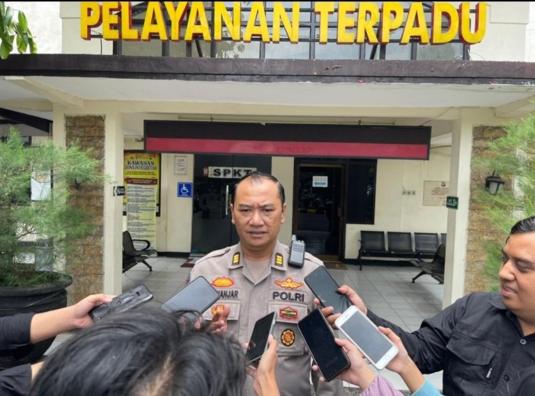 Polres Malang Ungkap Produksi Petasan Ilegal 3 Kg Bubuk Mercon Disita