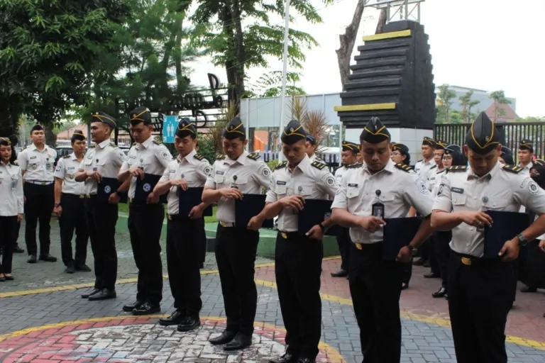 Naik Pangkat, 7 Petugas Lapas Sidoarjo Didorong Tingkatkan Kinerja