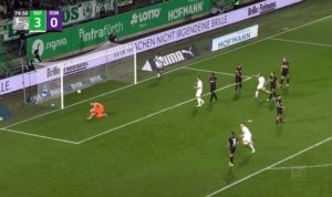 ZPetwStM.jpg Laga Bundesliga 2, Greuther Fürth ,Arminia Bielefeld