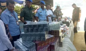 PT Blueray, Penyelundupan Barang KW,Korupsi di Bea Cukai