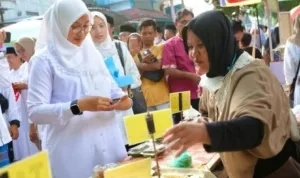 bupati banyuwangi ipuk fiestiandani saat membuka festival ngerandu buko 240313160237 828