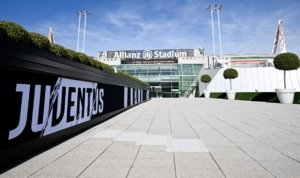 Juventus , Liga Champions ,Serie A