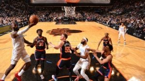 Iowa vs. Oregon & Lakers vs. Knicks! Pertandingan Menarik yang Menggemparkan Dunia Olahraga