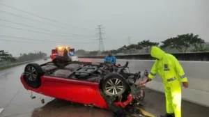 Kecelakaan Beruntun di Tol Jagorawi