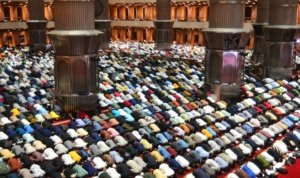Tarawih Panduan Lengkap Shalat Gerhana Bulan